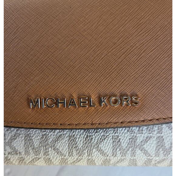 Michael Kors Studded Brown Signature Logo Wallet Gold Hardware Snap Closure - Picture 3 of 9